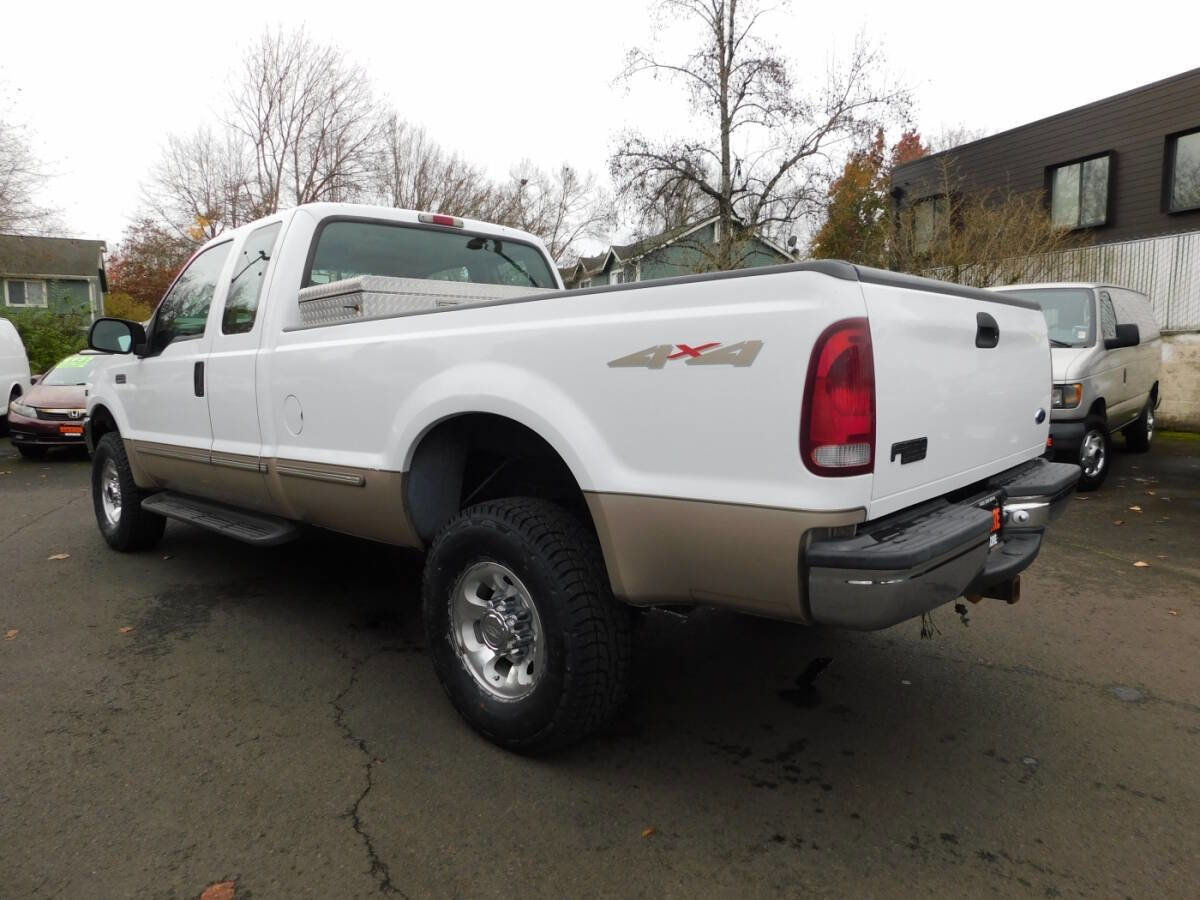 Used 1999 Ford F250 Lariat image 3