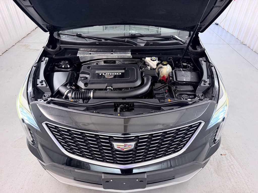Used 2020 Cadillac XT4 Premium Luxury w/ Driver Awareness Package AWD/4WD image 41