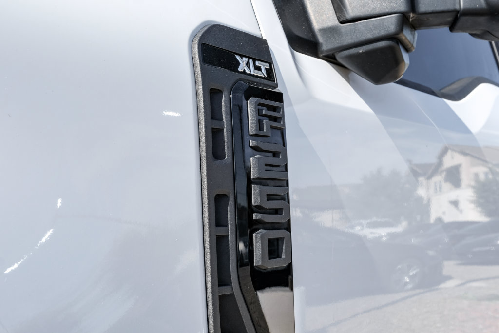 Used 2023 Ford F250 XLT w/ Black Appearance Package AWD/4WD image 49