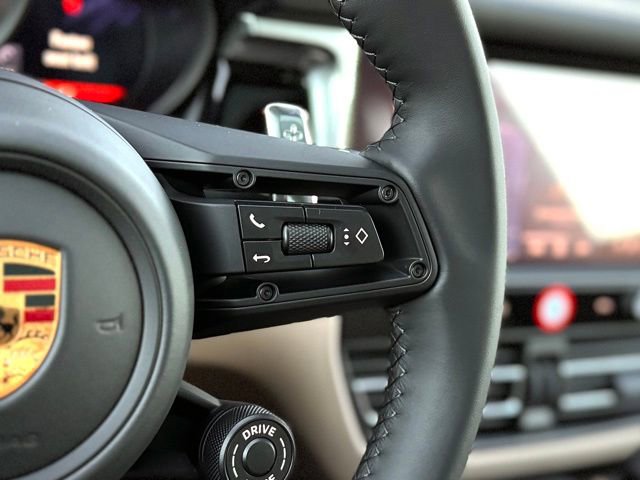 New 2026 Porsche Macan S image 23