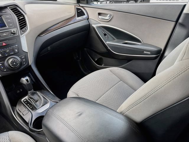 Used 2017 Hyundai Santa Fe Sport FWD image 22