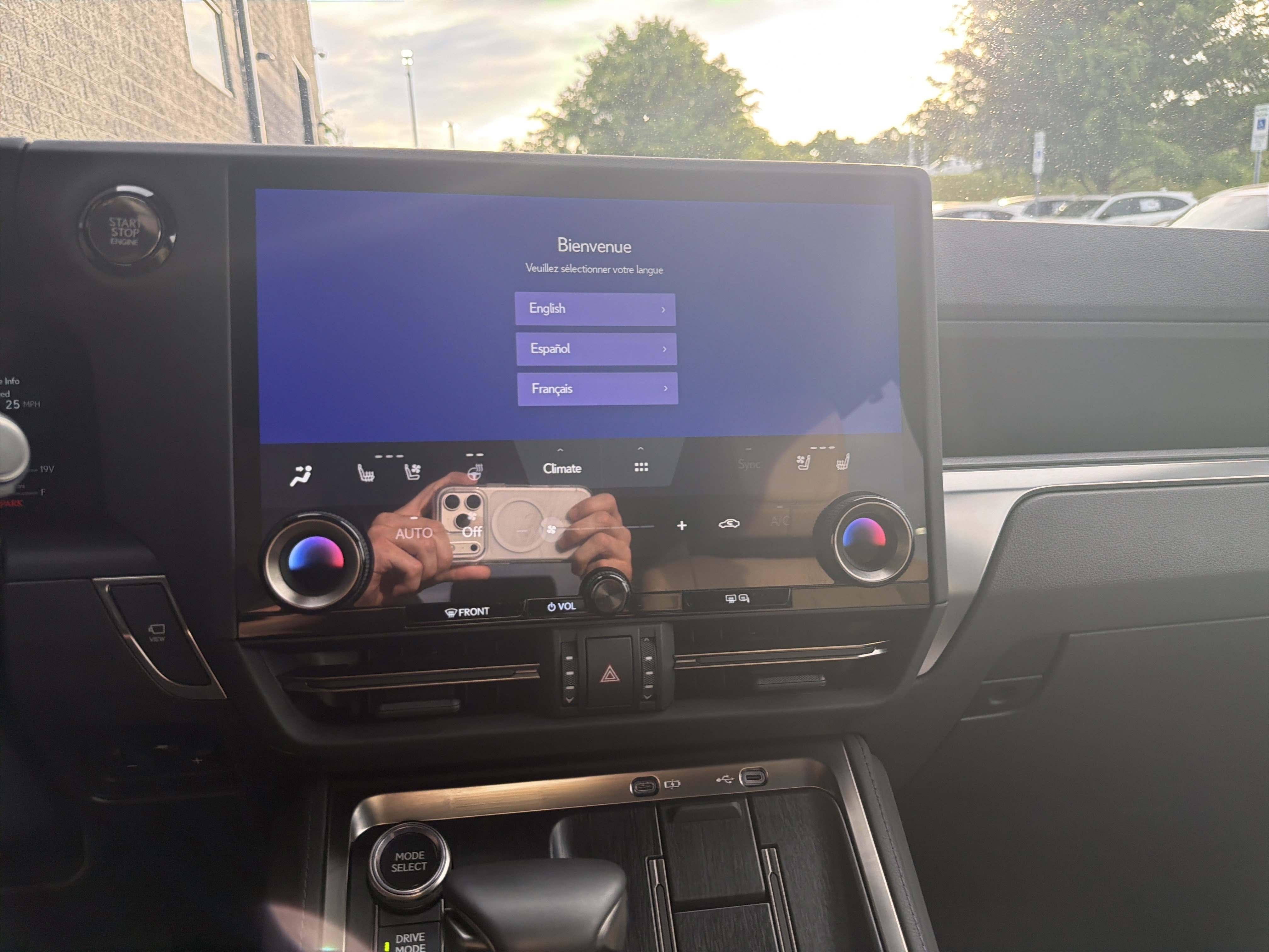 Used 2024 Lexus GX 550 image 23