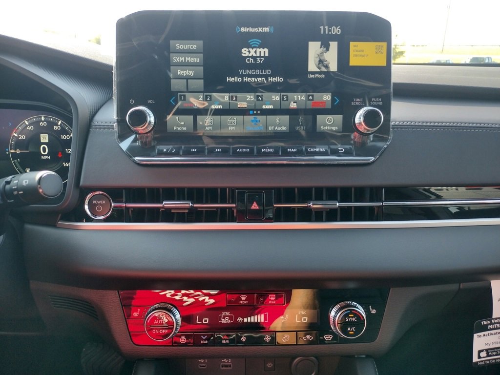New 2025 Mitsubishi Outlander SEL Black Edition image 3
