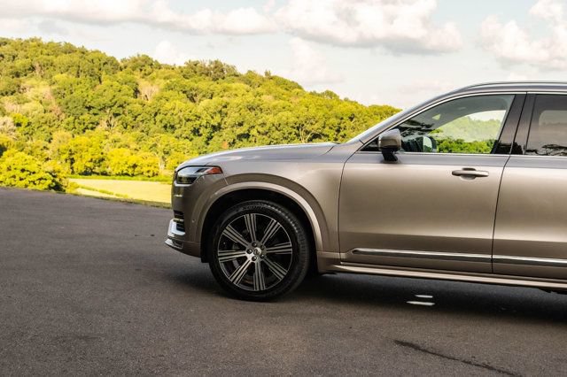 Used 2023 Volvo XC90 B6 Ultimate AWD/4WD image 3