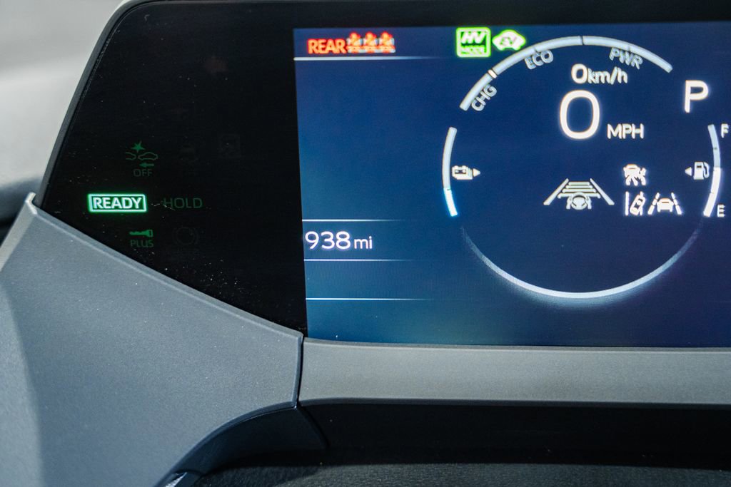 Used 2024 Toyota Prius Prime SE image 38