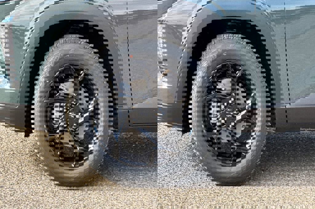 New 2026 Chevrolet Trax LT w/ Midnight Edition image 25