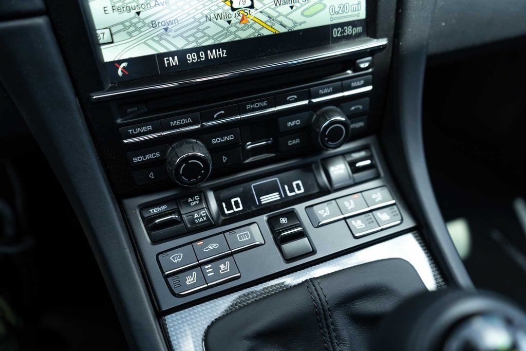 Used 2014 Porsche 911 Turbo S AWD/4WD image 29