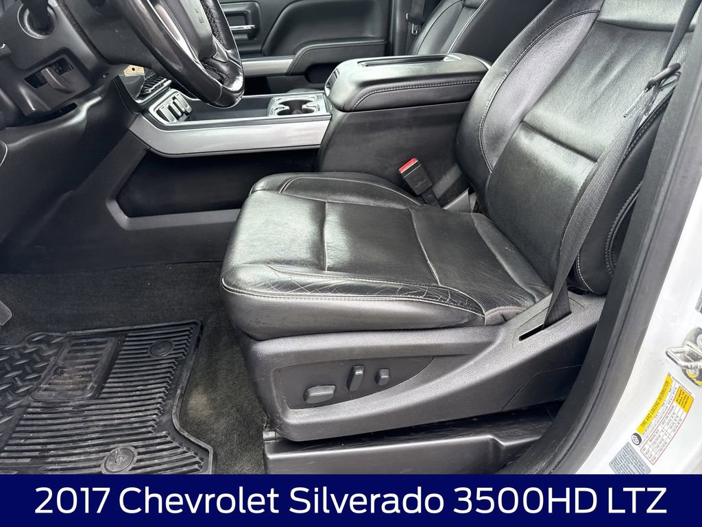 Used 2017 Chevrolet Silverado 3500 LTZ w/ Duramax Plus Package image 12