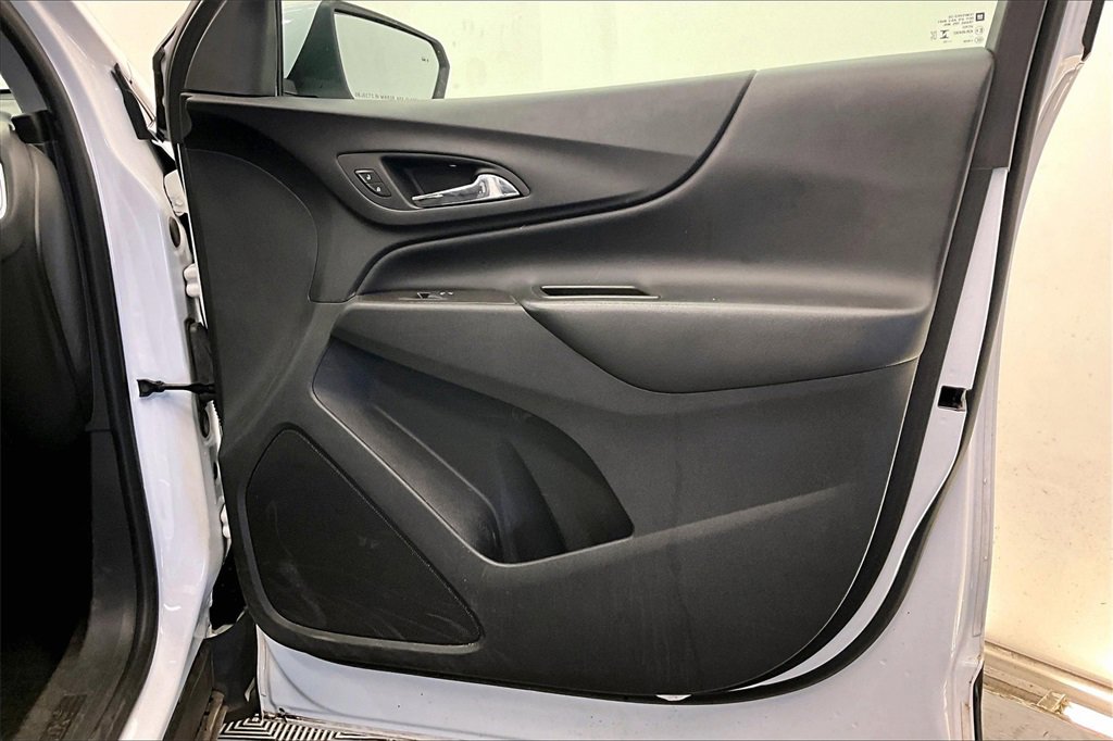 Used 2023 Chevrolet Equinox LT w/ LPO, Floor Liner Package image 25
