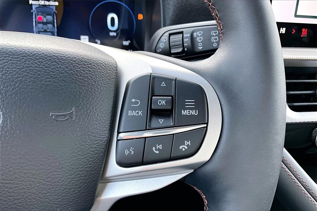 New 2026 Ford Explorer Active w/ Active Comfort Package image 11
