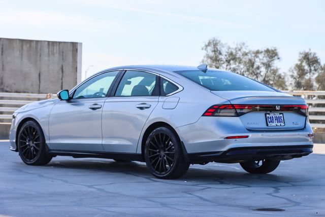 Used 2025 Honda Accord Touring image 6
