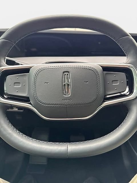 New 2026 Lincoln Nautilus Reserve AWD/4WD image 12