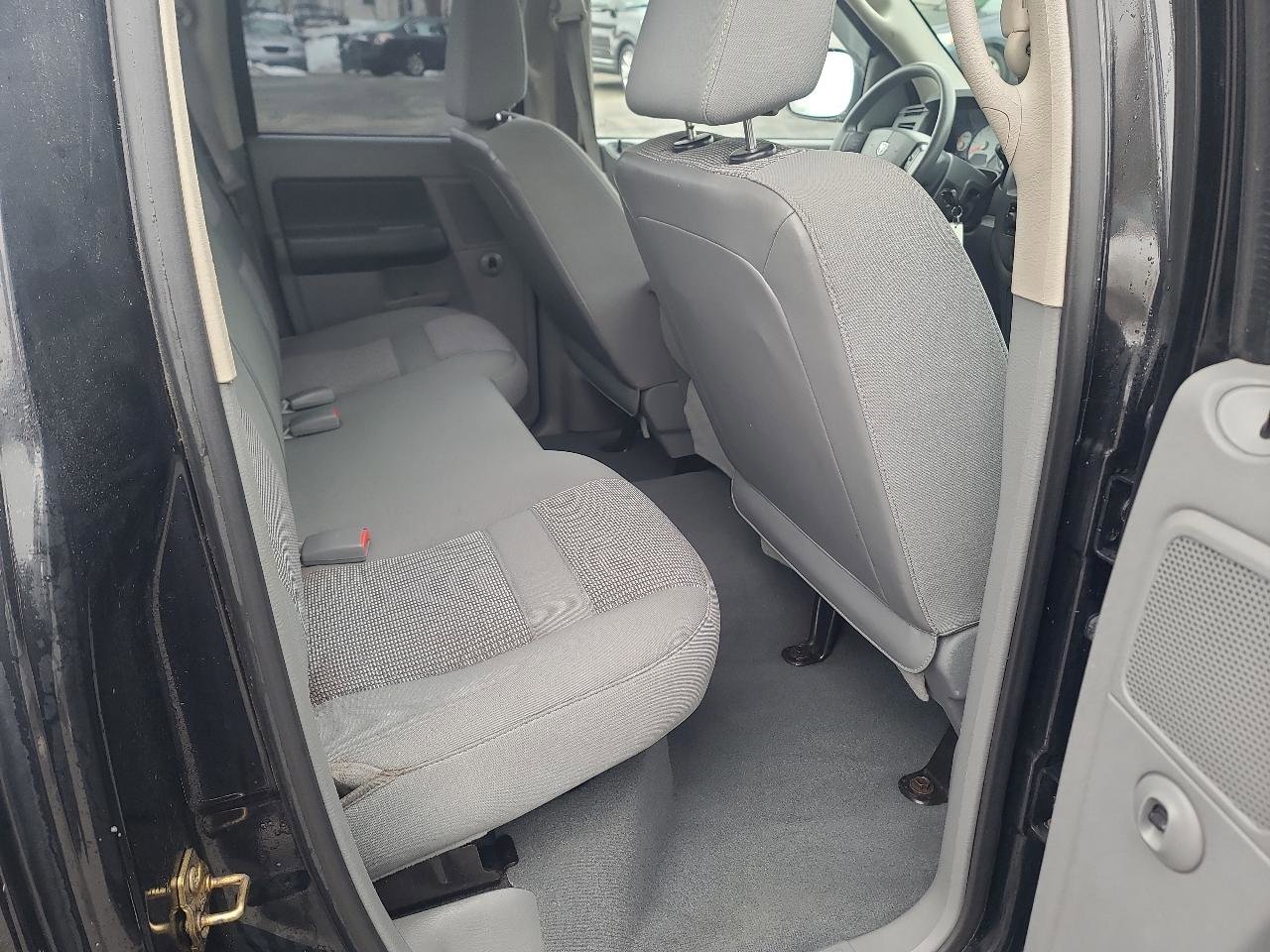 Used 2007 Dodge Ram 1500 Truck SLT image 17