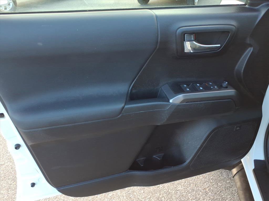 Used 2021 Toyota Tacoma TRD Off-Road w/ TRD Premium Off Road Package image 23