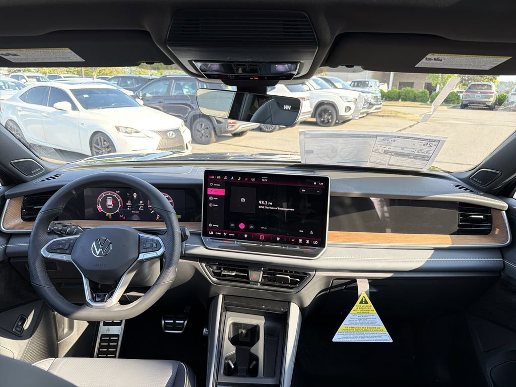 New 2026 Volkswagen Tiguan SEL R-Line AWD/4WD image 20