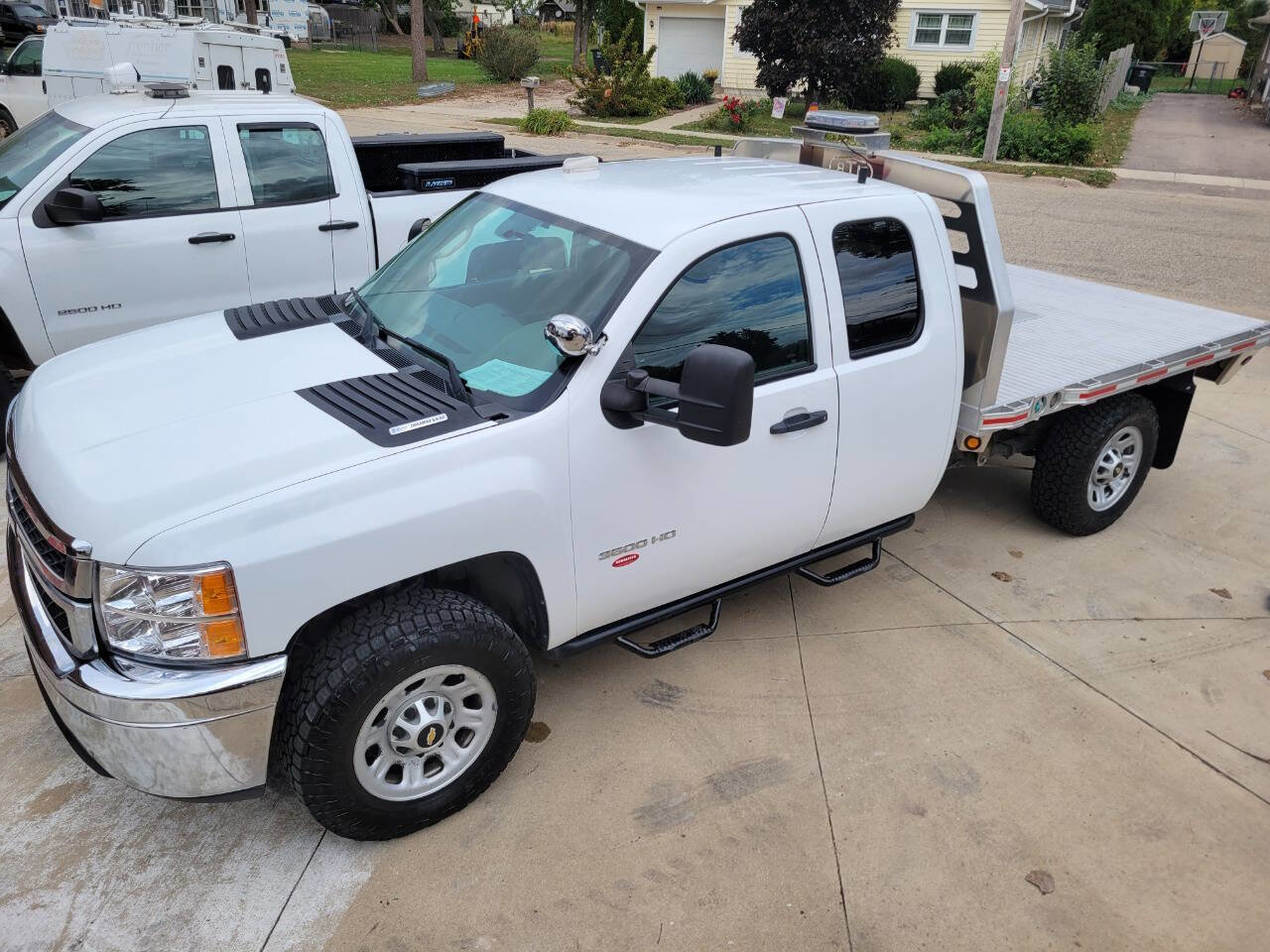 Used 2013 Chevrolet Silverado 3500 W/T image 4