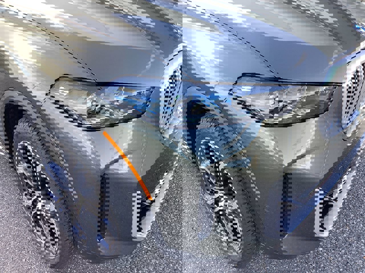 Certified 2025 BMW X5 xDrive40i image 11