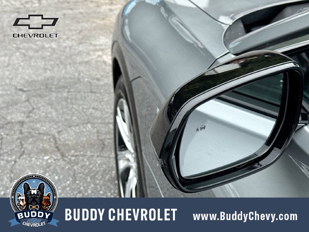 Used 2024 Cadillac Lyriq Tech RWD image 11