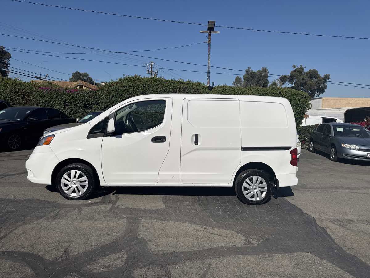 Used 2021 Nissan NV200 SV w/ Sliding Door Glass Package image 4