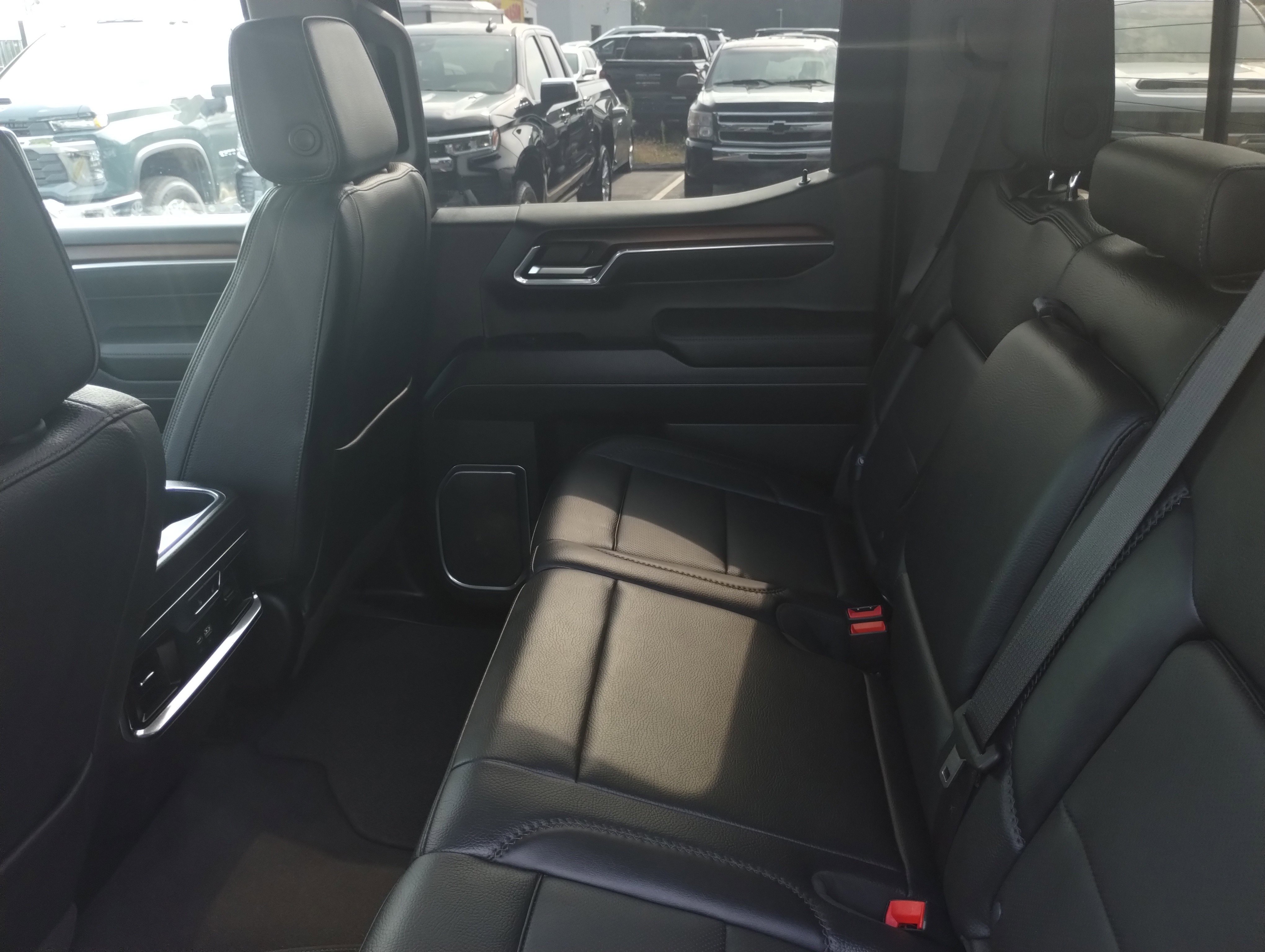 Used 2024 GMC Sierra 1500 Denali w/ Denali Reserve Package image 15