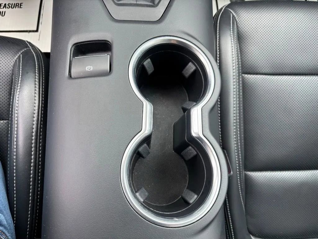 Used 2024 Ford Mustang Premium RWD image 17