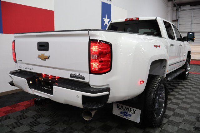Used 2017 Chevrolet Silverado 3500 High Country w/ Duramax Plus Package AWD/4WD image 23