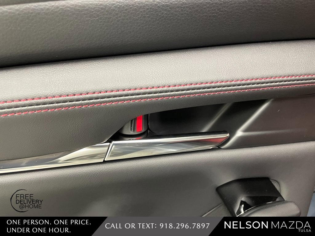 New 2026 MAZDA MAZDA3 Carbon image 37