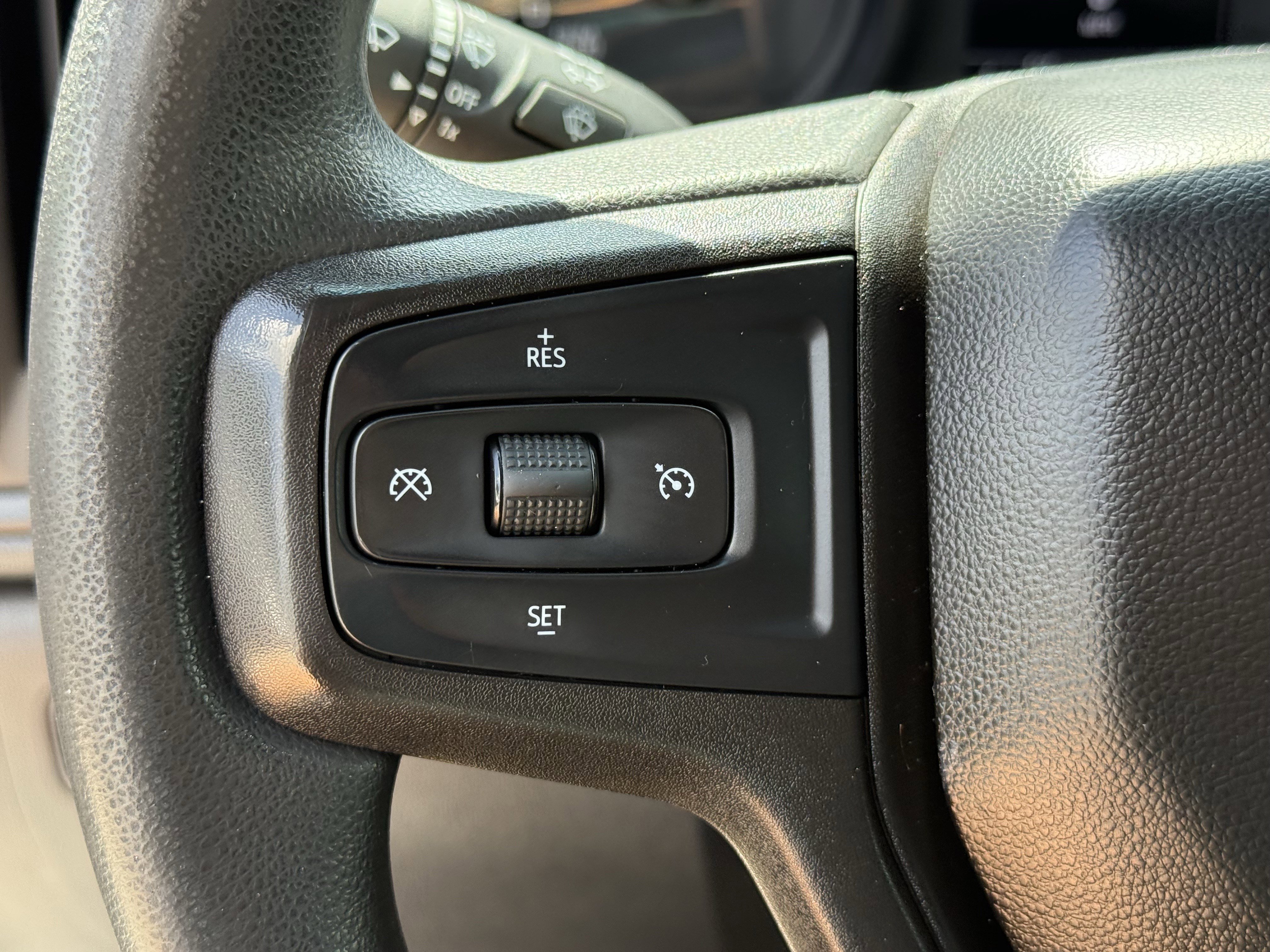 Used 2020 Chevrolet Silverado 1500 Custom w/ Custom Max Trailering Package AWD/4WD image 16
