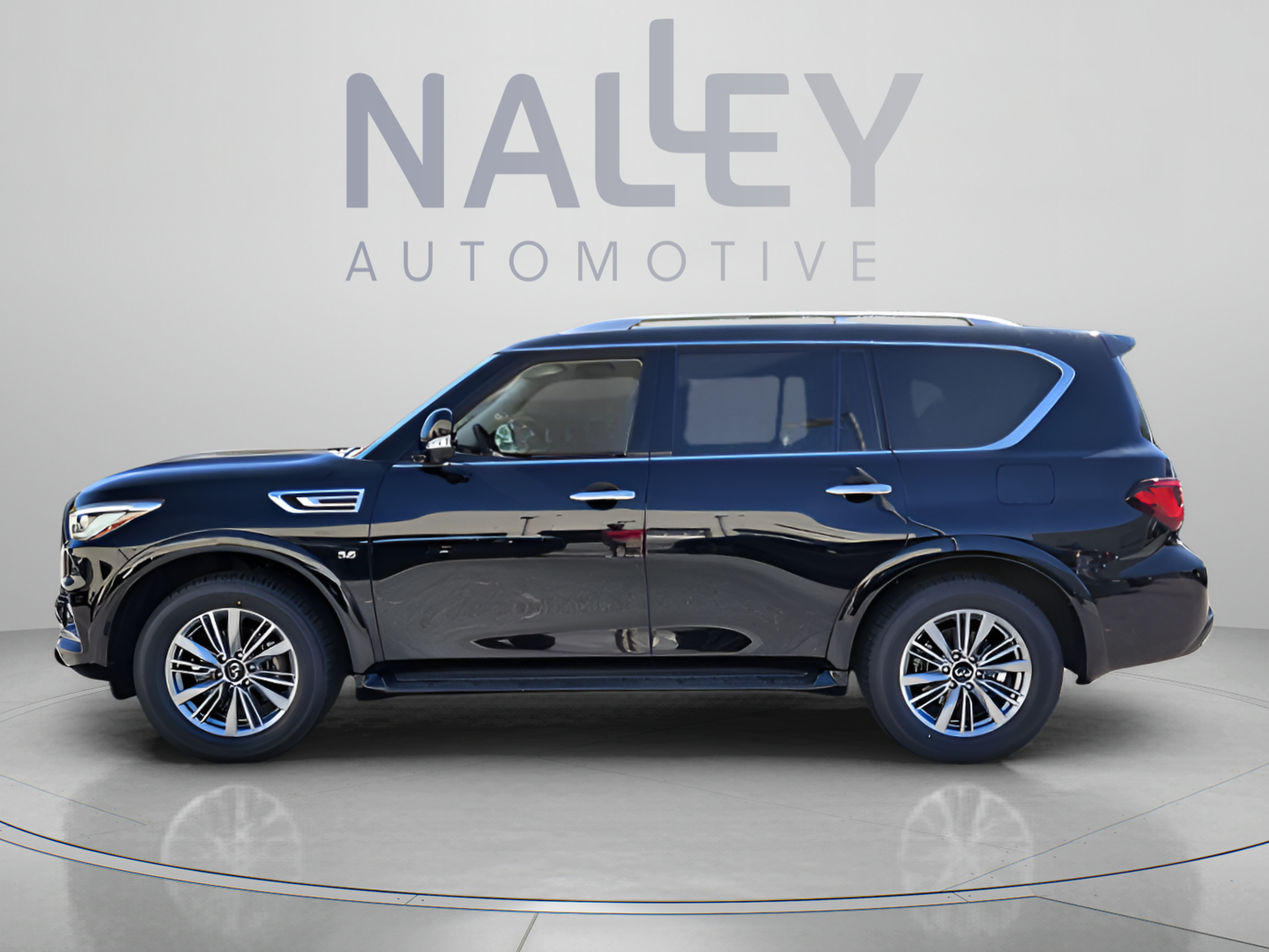 Used 2019 INFINITI QX80 Luxe w/ Proassist Package RWD image 2