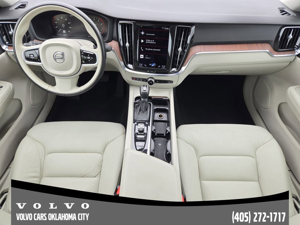 Used 2021 Volvo S60 T5 Momentum AWD/4WD image 25