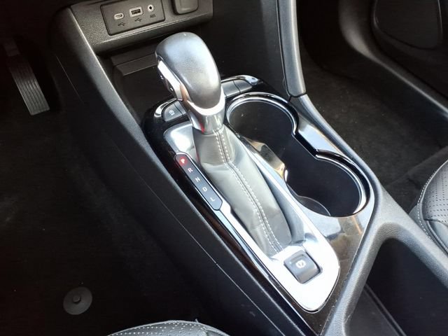 Used 2023 Buick Encore GX Essence w/ Experience Buick Package FWD image 32