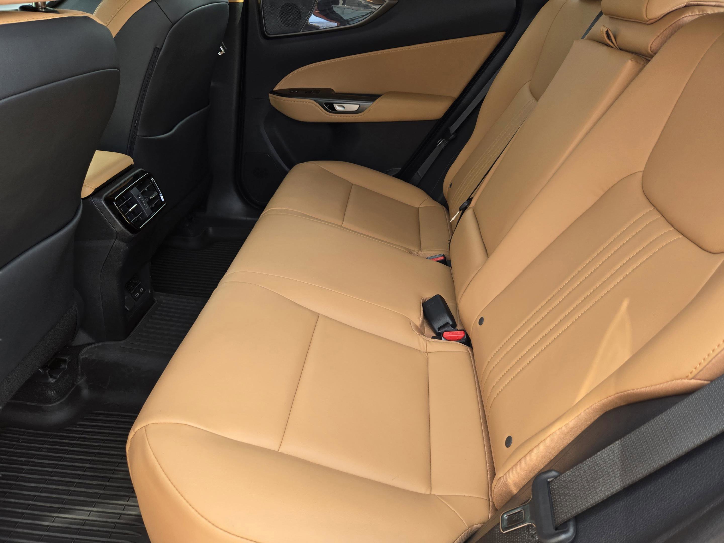 Used 2025 Lexus NX 350 Premium Package image 41