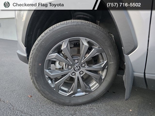Used 2024 Toyota RAV4 XLE Premium image 13