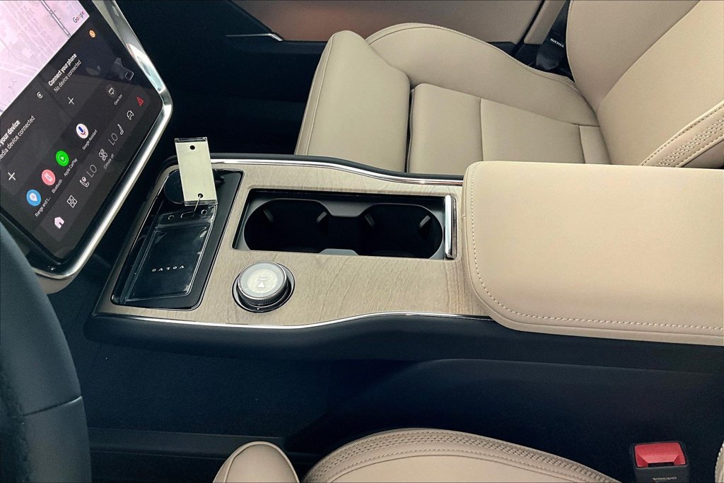 New 2026 Volvo EX90 Plus RWD image 26