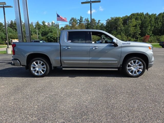Used 2024 Chevrolet Silverado 1500 High Country AWD/4WD image 30