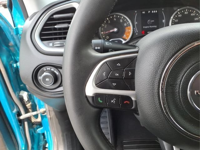 Used 2019 Jeep Renegade Latitude FWD image 18
