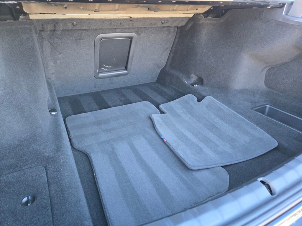 Used 2023 BMW 760i xDrive w/ Parking Assistance Package image 13