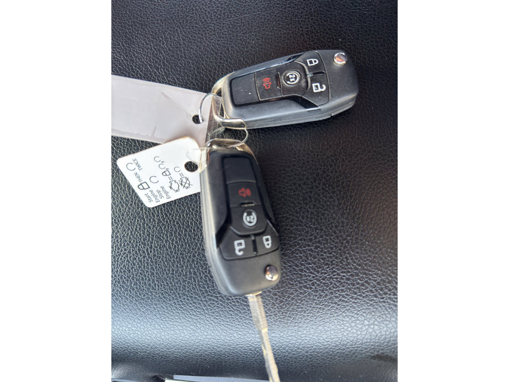 Used 2021 Ford F250 Lariat w/ Chrome Package image 20