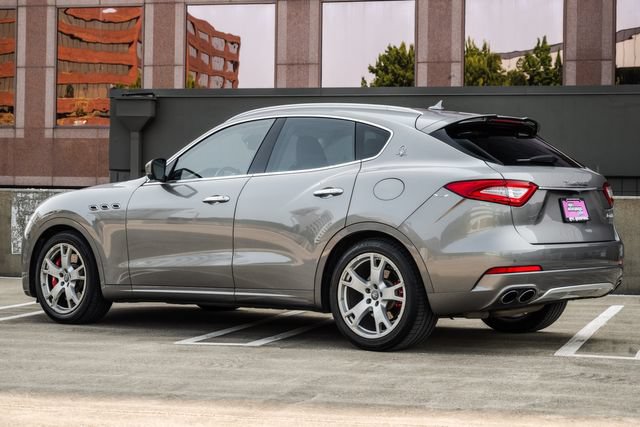 Used 2017 Maserati Levante S AWD/4WD image 44