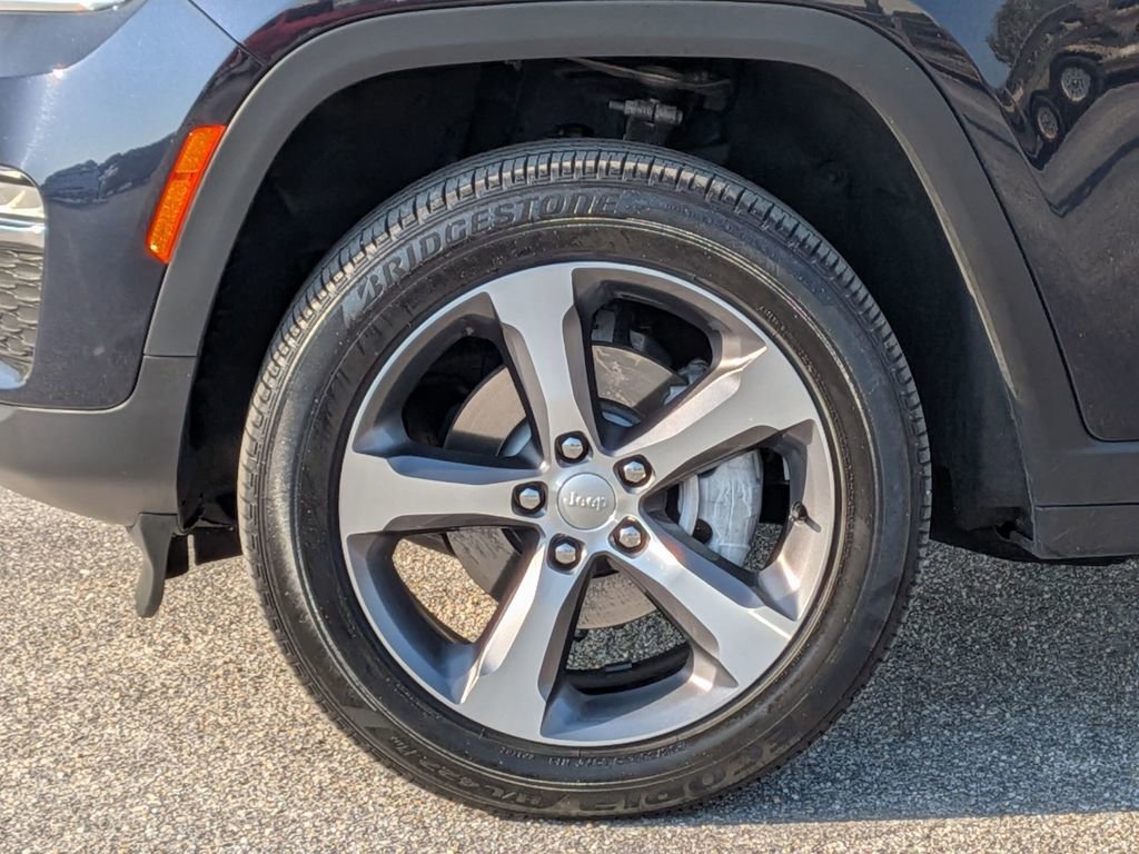 Used 2024 Jeep Grand Cherokee Limited w/ Trailer Tow Package image 35