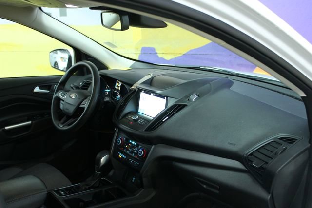 Used 2019 Ford Escape SE w/ Ford Safe & Smart Package image 11