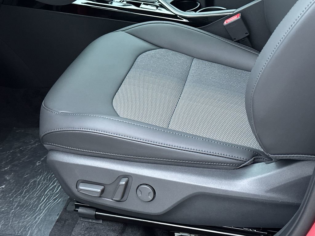 New 2026 Kia Niro EX image 17