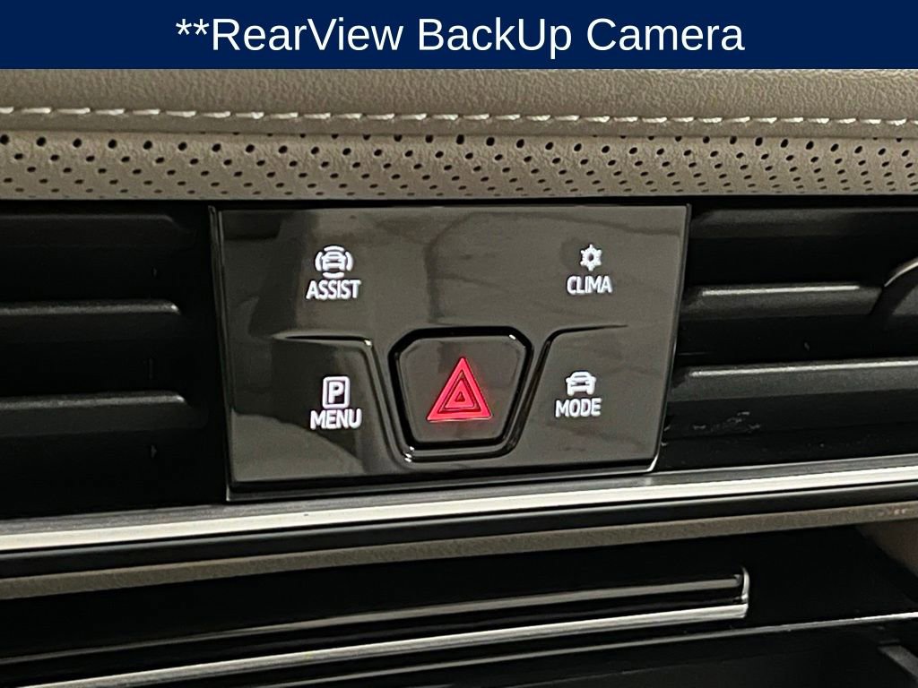 Used 2024 Volkswagen Atlas SE w/ Panoramic Sunroof Package AWD/4WD image 13