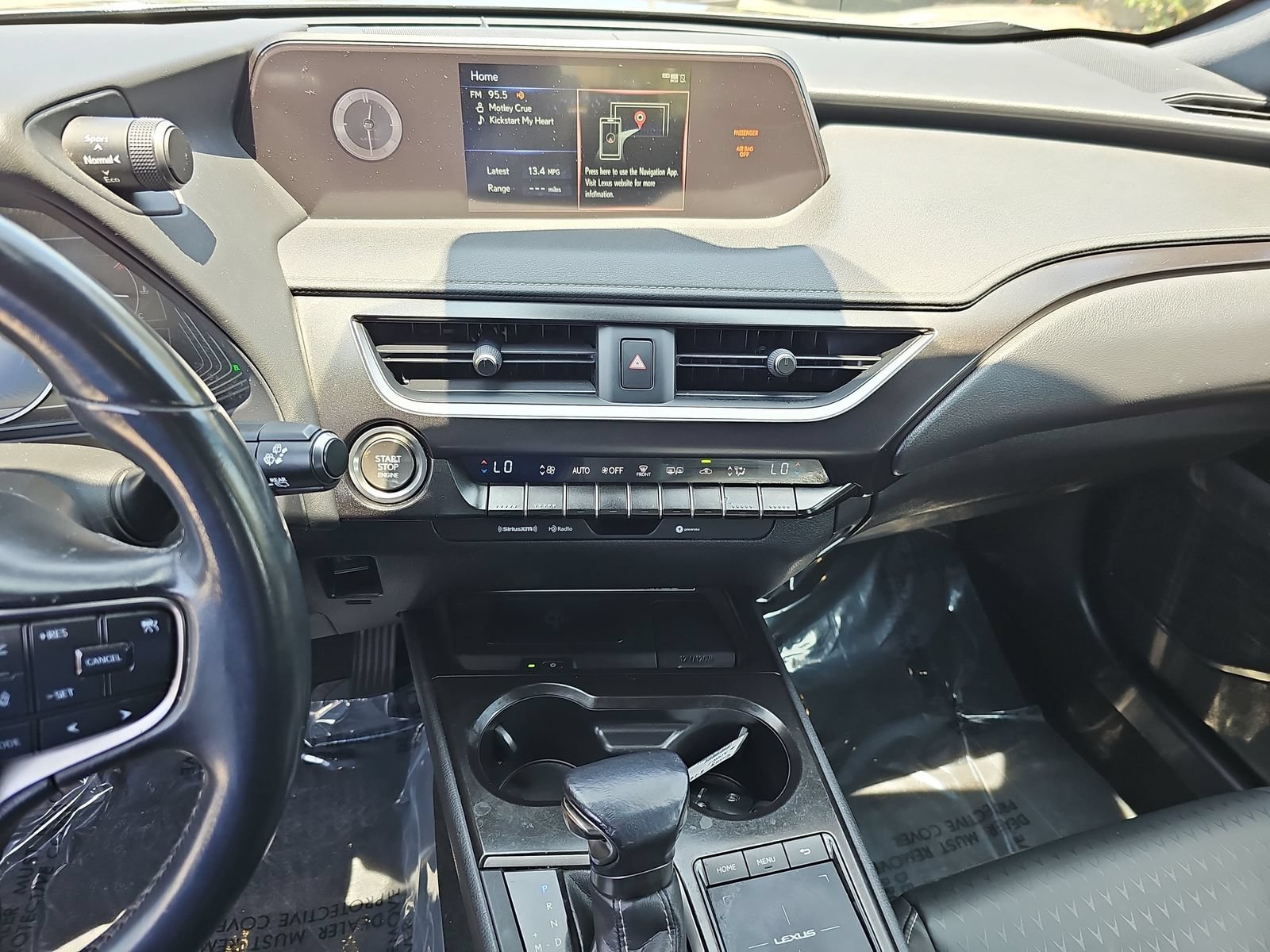 Used 2022 Lexus UX 200 w/ Accessory Package (Z1) FWD image 21