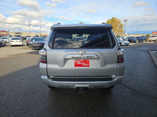 Used 2021 Toyota 4Runner SR5 AWD/4WD image 4