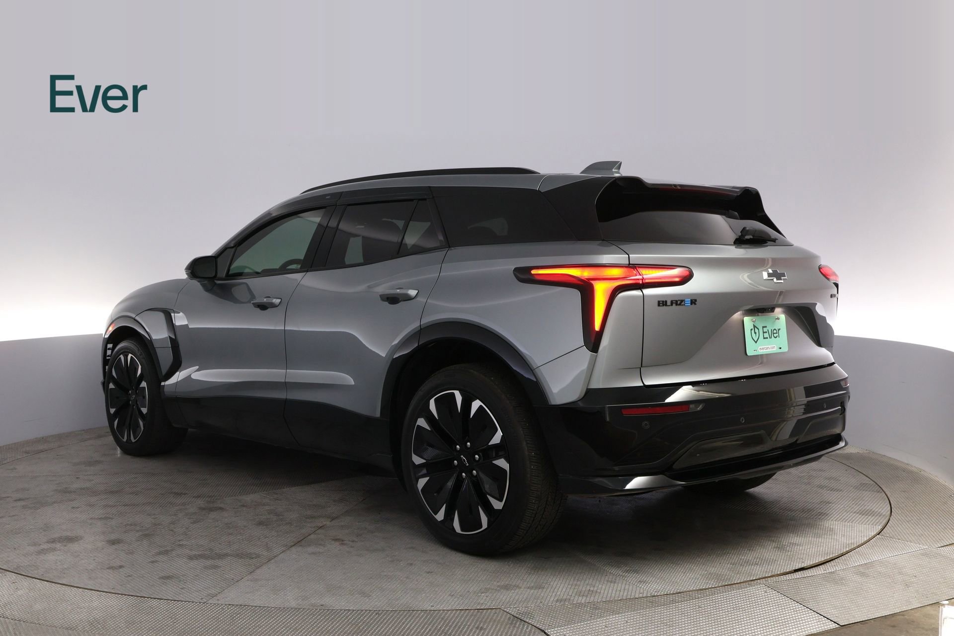 Used 2024 Chevrolet Blazer EV RS AWD/4WD image 17