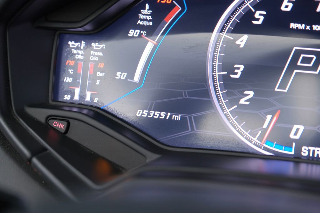 Used 2020 Lamborghini Huracan EVO image 50