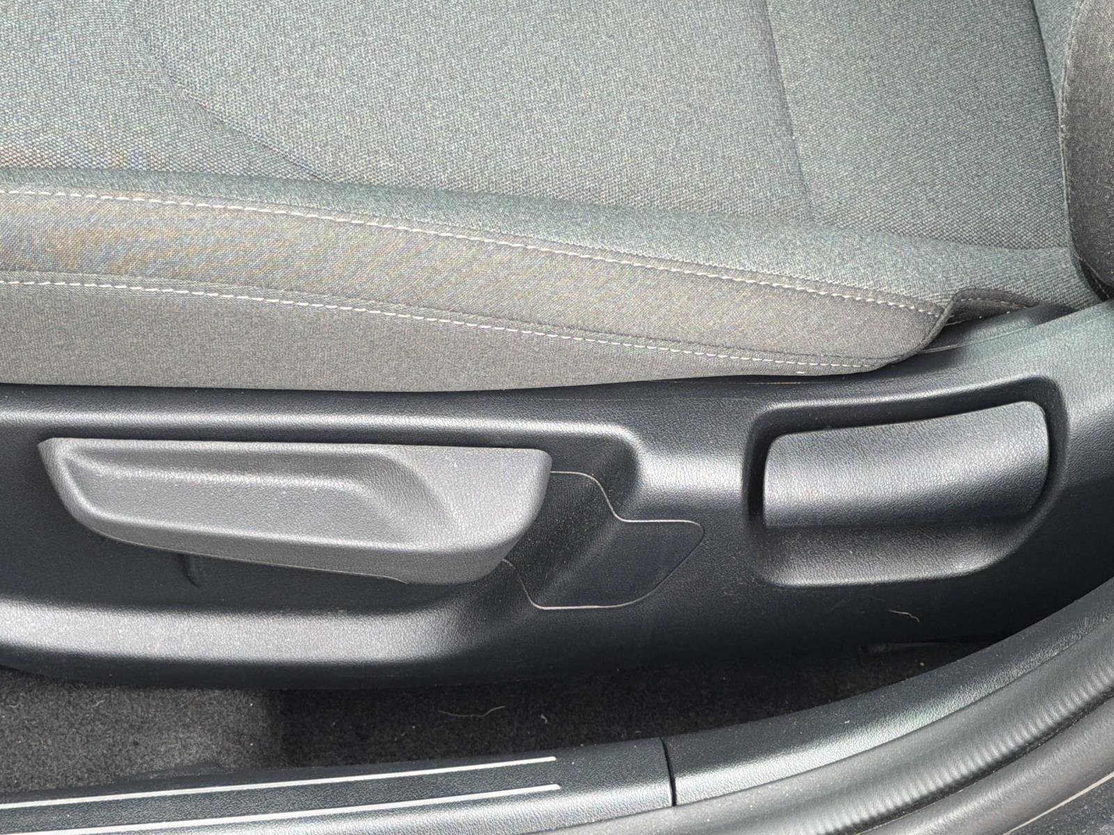 Used 2025 Kia K4 FWD image 19