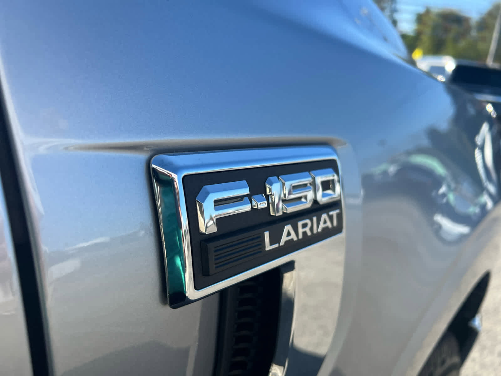 Used 2021 Ford F150 Lariat image 6