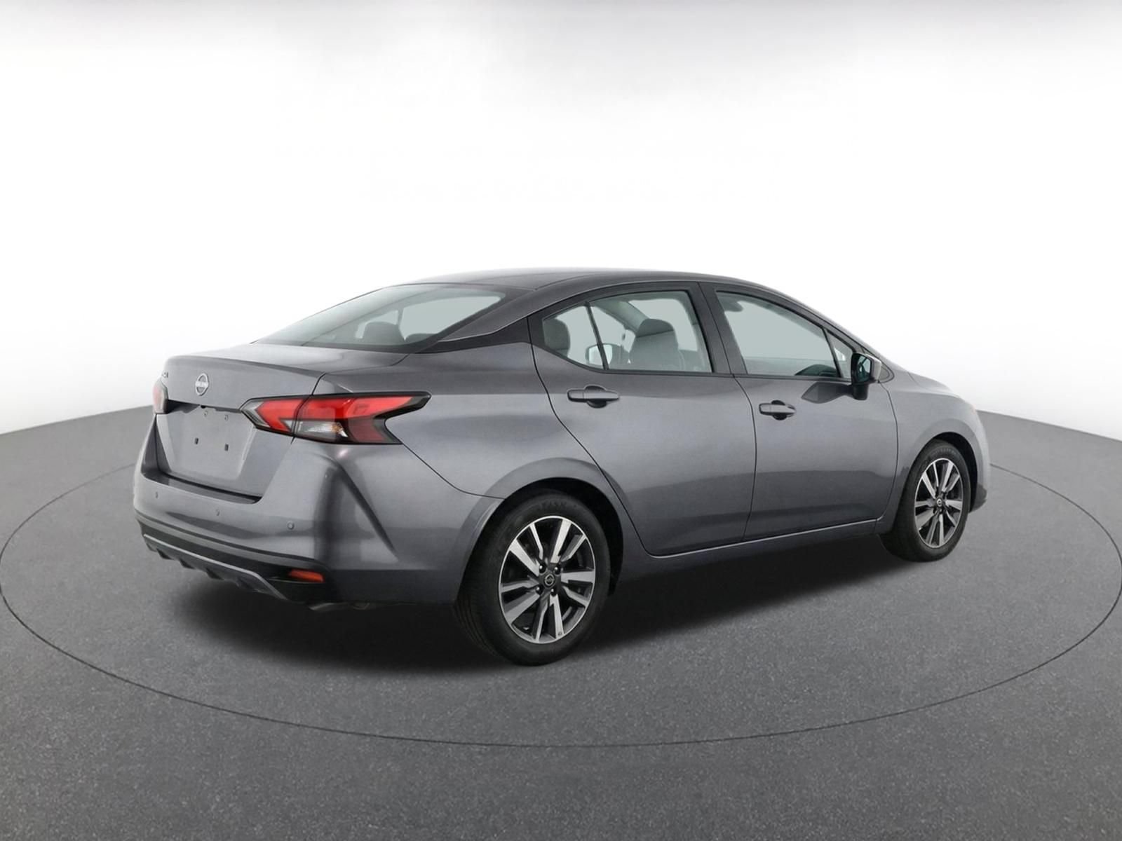 Used 2025 Nissan Versa SV FWD image 11